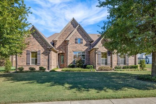 1334 Mountain Side Dr, Collierville, TN, 38017-2778 | Card Image
