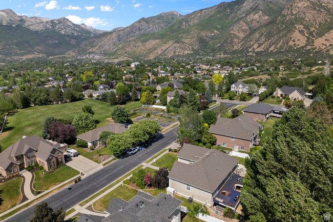 352 E Maple Dr, House other with 5 bedrooms, 4 bathrooms and 3 parking in Alpine UT | Image 37