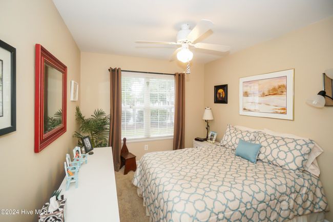 106 Se 21 St St, House other with 4 bedrooms, 3 bathrooms and 2 parking in Oak Island NC | Image 13