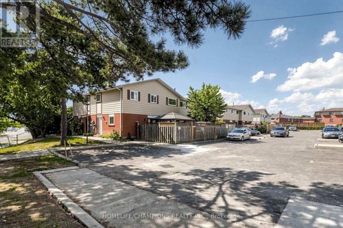 18-18 San Vito Way, Toronto (Glenfield-Jane Heights), ON, M3L2G8 | Card Image