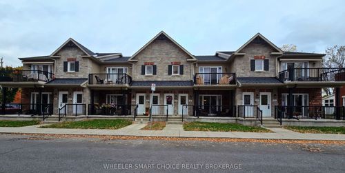 125a-125A Third Street W, Cornwall, ON, K6J1B8 | Card Image