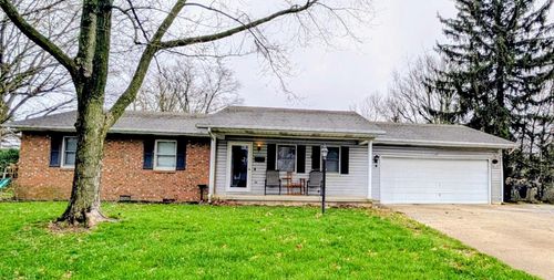 687 W Elm St, Washington Court House, OH, 43160-2477 | Card Image