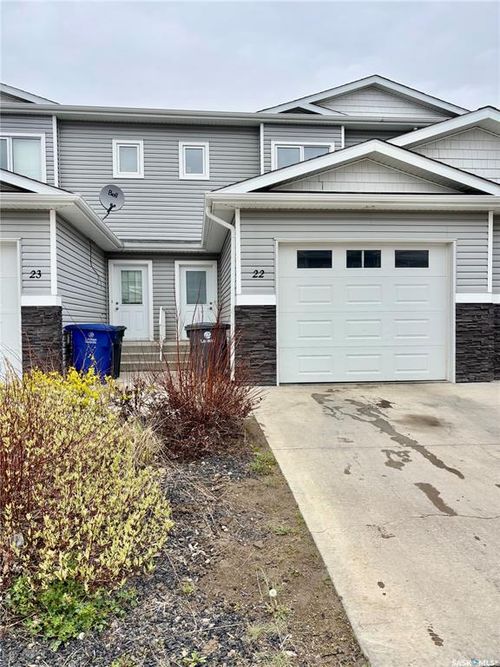 22-10 Clark Dr, Kindersley, SK, S0L1S3 | Card Image