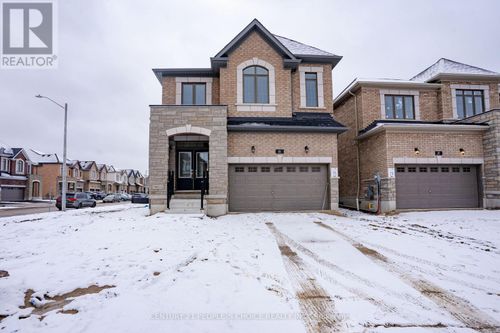 31 Garland Ave, Cambridge, ON, N1T0E7 | Card Image