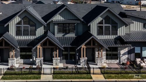 2162 W Freya Ct, Eagle, ID, 83616-1319 | Card Image