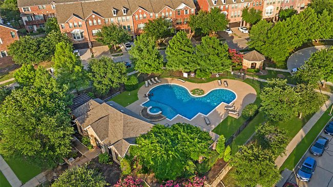 1511 Biltmore Ln, Townhouse with 3 bedrooms, 4 bathrooms and null parking in Irving TX | Image 34