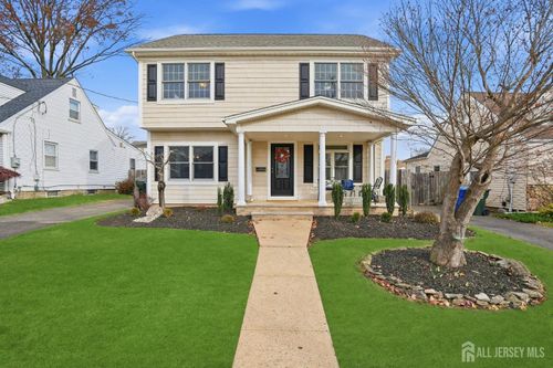 326 Dekalb Ave, Woodbridge, NJ, 07095-1838 | Card Image