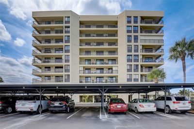 52 - 1651 Sand Key Estates Court, Condo with 2 bedrooms, 2 bathrooms and null parking in Clearwater FL | Image 2