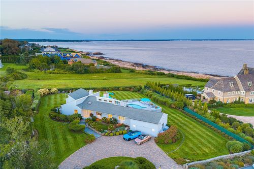 38 Newton Avenue, Narragansett, RI, 02882 | Card Image