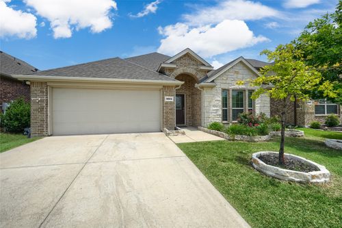 5604 Durst Ln, Forney, TX, 75126-1937 | Card Image