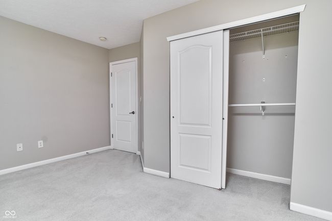 13499 Molique Blvd, Townhouse with 2 bedrooms, 3 bathrooms and null parking in Fishers IN | Image 44