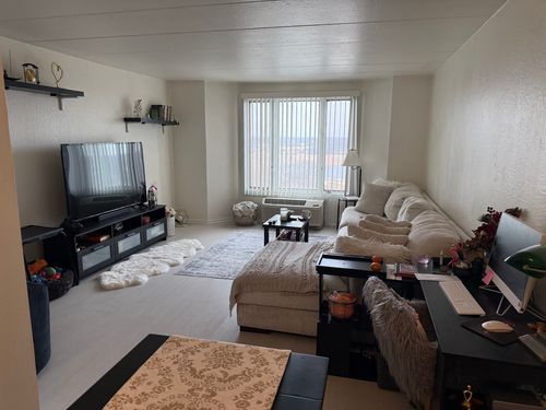 unit-816-1 Renaissance Pl, Palatine, IL, 60067-3639 | Card Image