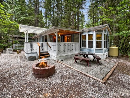 152 1 First St, Deming, WA, 98244 | Card Image