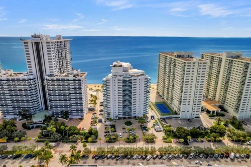 305-3430 Galt Ocean Dr, Fort Lauderdale, FL, 33308-7045 | Card Image