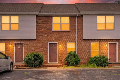 1531 E Knollwood Cir, Clarksville, TN, 37043-8010 | Card Image