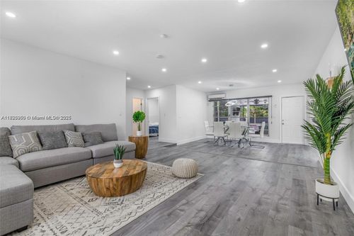 2718 Adams St, Hollywood, FL, 33020-5722 | Card Image