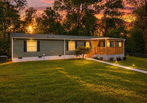 11451 Back Valley Rd, Soddy Daisy, TN, 37379-6811 | Card Image