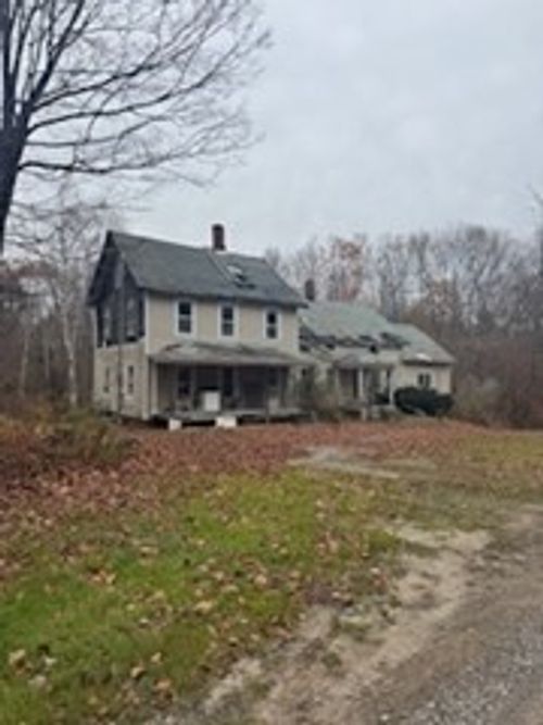 58 Hoosac Rd, Deerfield, MA, 01342-9731 | Card Image