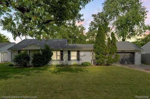 9060 Sheldon Rd, Plymouth, MI, 48170-4062 | Card Image