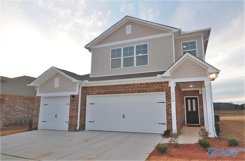4218 Textile Ln, Huntsville, AL, 35805-5493 | Card Image