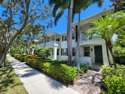 2761 E Community Dr, Jupiter, FL, 33458-8215 | Card Image