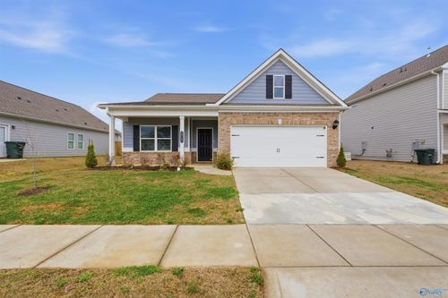 30107 Plantation Park Dr Nw, Harvest, AL, 35749-4415 | Card Image