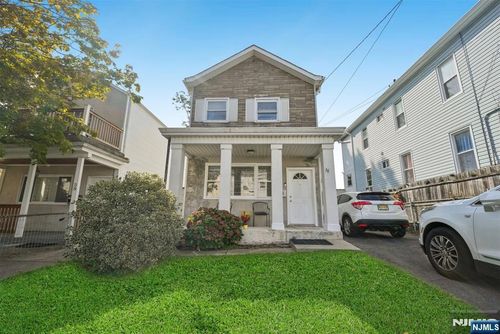 56 Henderson St, Paterson, NJ, 07501-2658 | Card Image