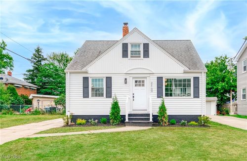 22100 Priday Ave, Euclid, OH, 44123-2671 | Card Image