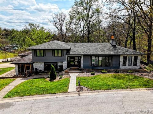 2009 Crescent Drive, Hannibal, MO, 63401 | Card Image