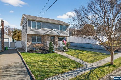 739 5th Ave, Lyndhurst, NJ, 07071-1204 | Card Image