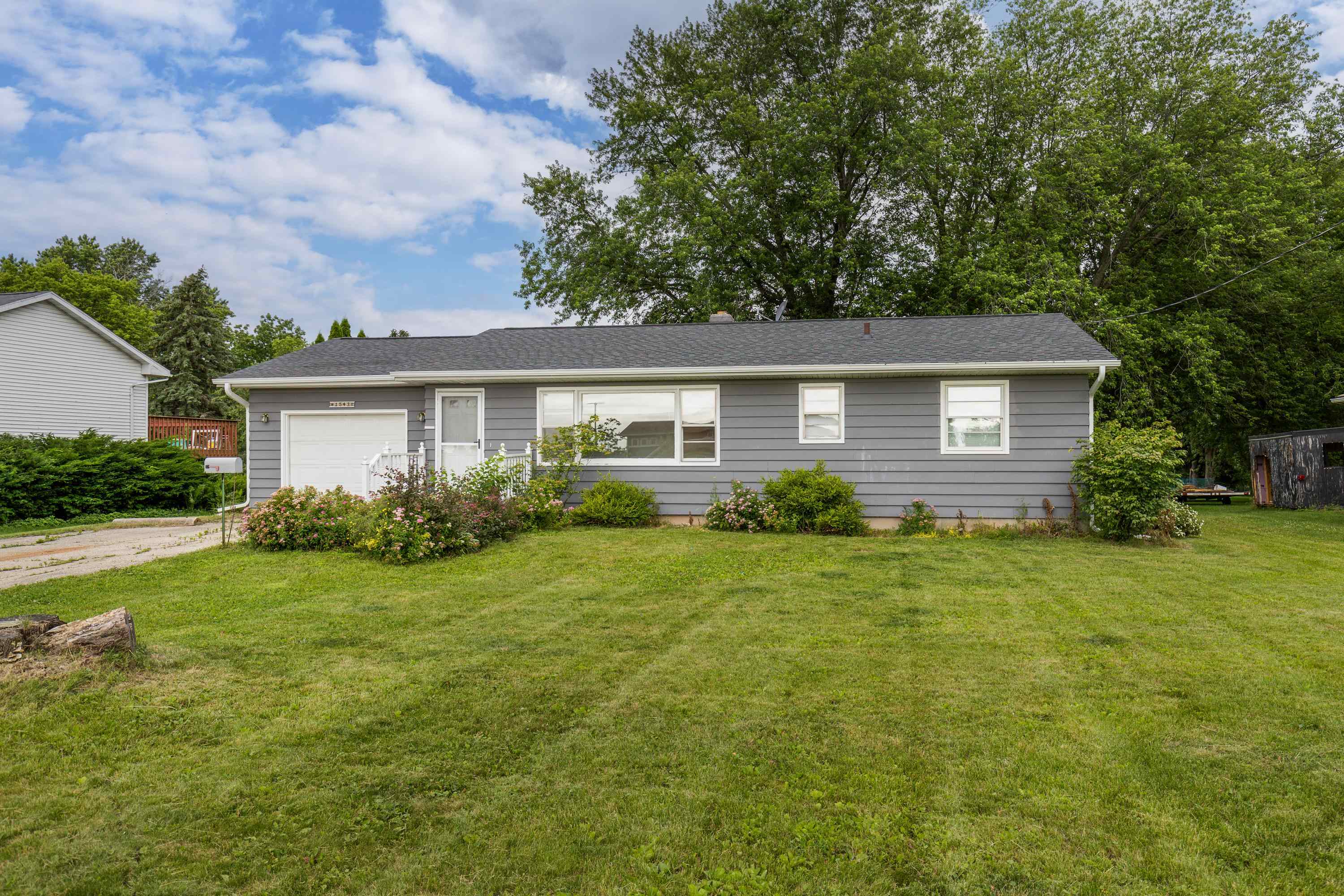 Williams Dr, Stoughton, WI 53589