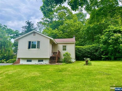 9 Camille Dr, Lake Hopatcong, NJ, 07849-2156 | Card Image