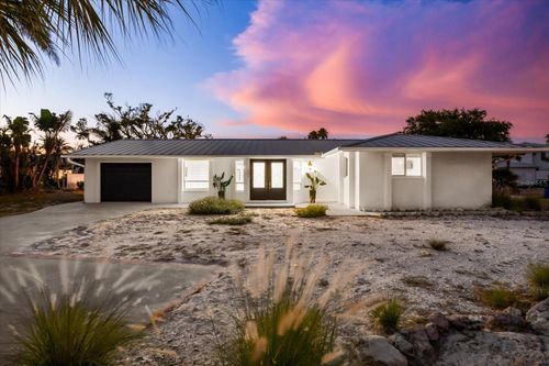 501 De Narvaez Dr, LONGBOAT KEY, FL, 34228-1405 | Card Image