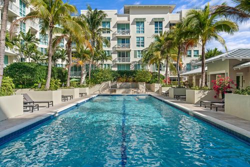 225-480 Hibiscus St, West Palm Beach, FL, 33401-5866 | Card Image