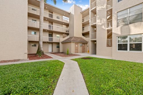 102-9480 Tangerine Pl, Davie, FL, 33324-4475 | Card Image