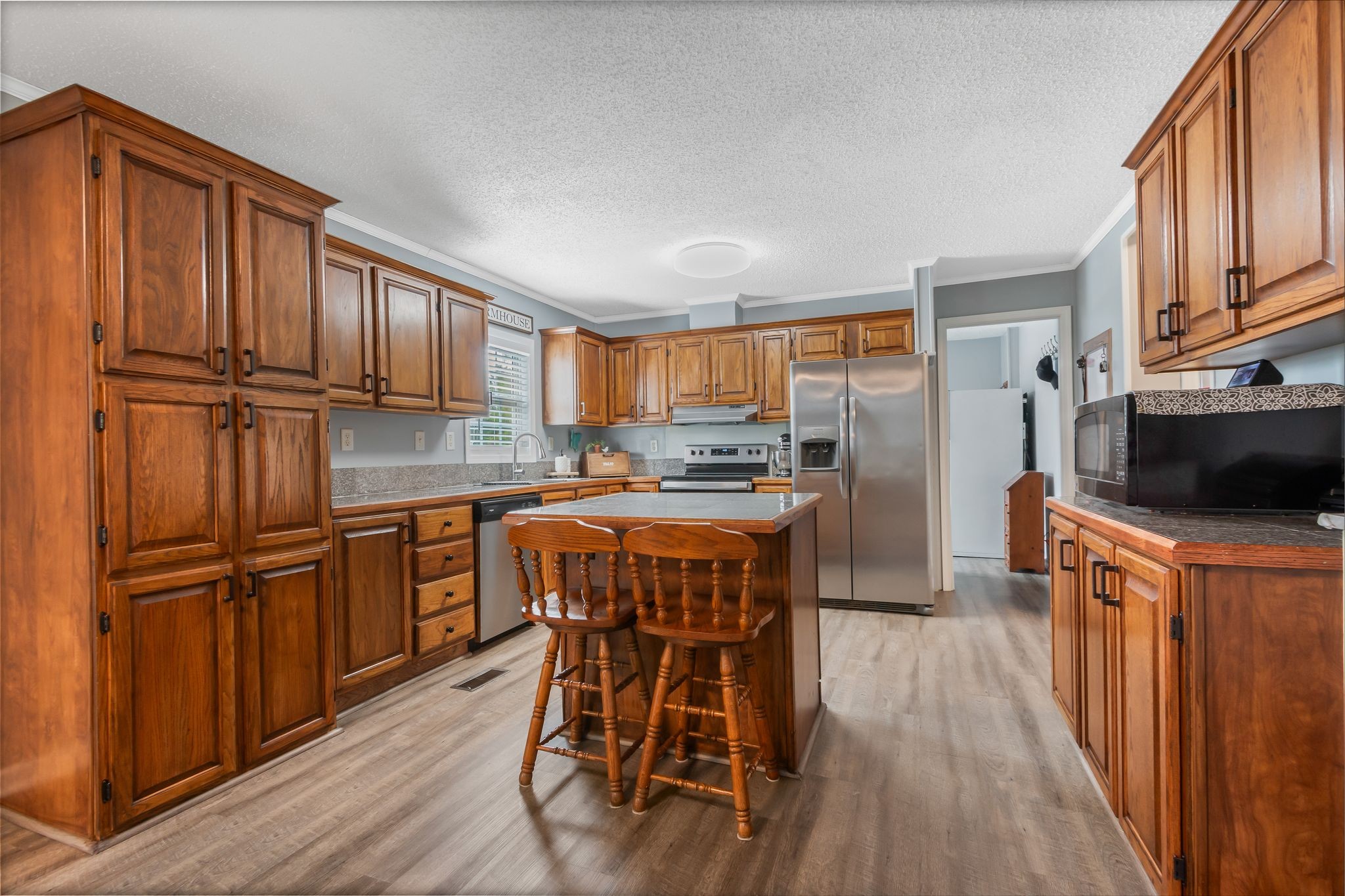 Tobe Robertson Rd, Columbia, TN 38401