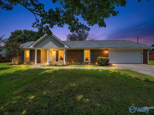 215 Saddle Rock Ct, Harvest, AL, 35749-8249 | Card Image
