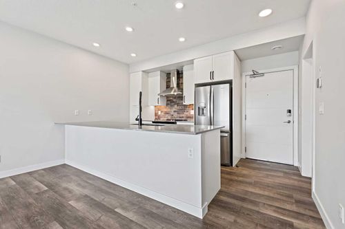 216-255 Les Jardins Park Se, Calgary, AB, T2C5W9 | Card Image