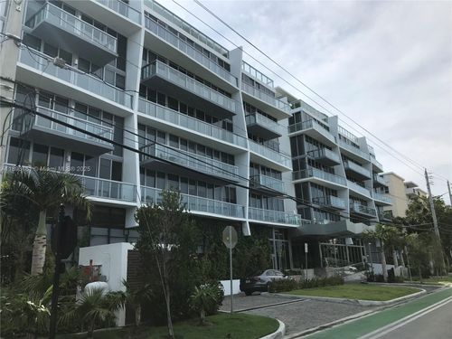 4a-n-9940 W Bay Harbor Dr, Bay Harbor Islands, FL, 33154-1506 | Card Image