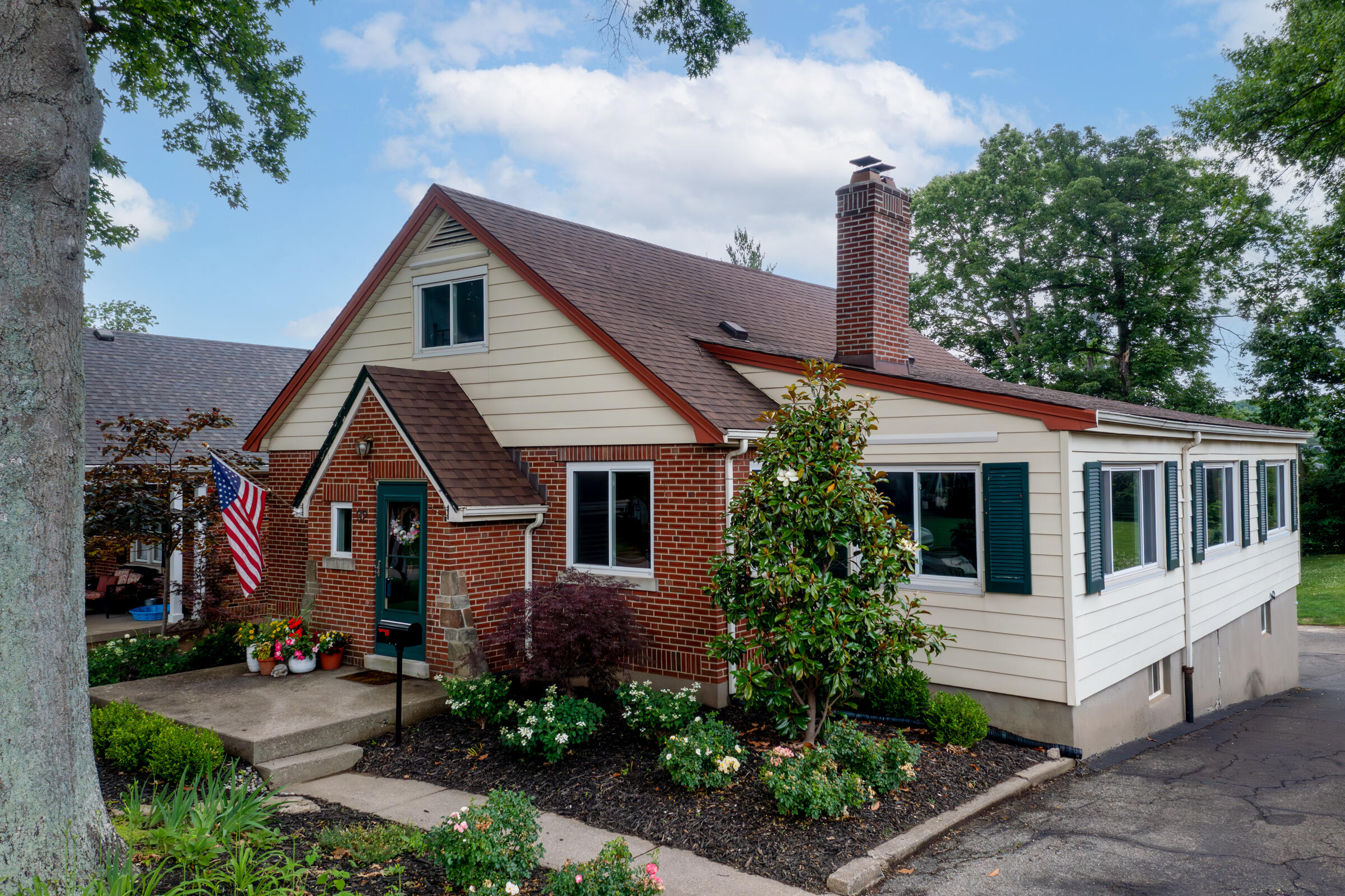 Residential in Lakeside Park 3