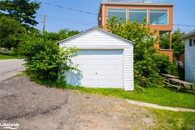 3 Gibson St, House other with 3 bedrooms, 1 bathrooms and 2 parking in Parry Sound ON | Image 3