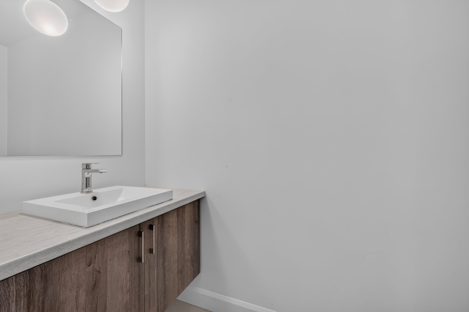 Residential in Québec (La Haute-Saint-Charles) 5