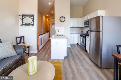 2-4245 Ogden St, PHILADELPHIA, PA, 19104-1441 | Card Image