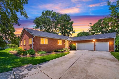 4285 Patzer Ave, Grove City, OH, 43123-3230 | Card Image