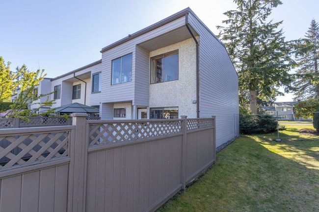3348 Vincent Street, Townhouse with 3 bedrooms, 1 bathrooms and 2 parking in Port Coquitlam BC | Image 7