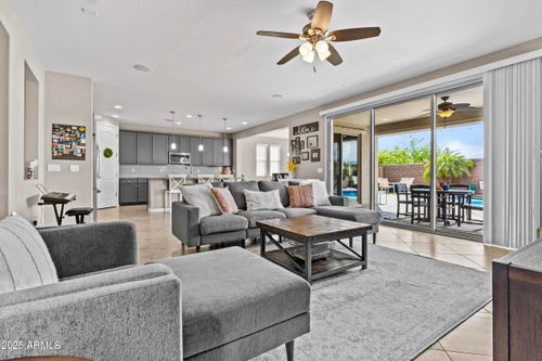 21978 N 100th Ave, Peoria, AZ, 85383-3317 | Card Image