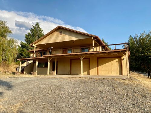 30503 Terry Mill Rd, Round Mountain, CA, 96084 | Card Image