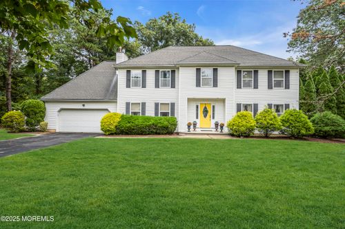 17 Elana Dr, Jackson, NJ, 08527-3130 | Card Image