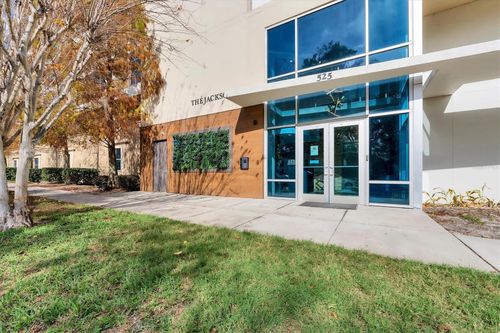 525 E Jackson St, ORLANDO, FL, 32801-6606 | Card Image