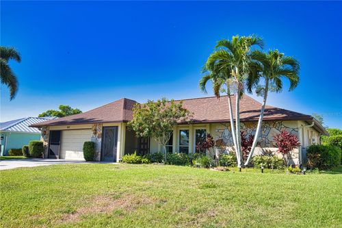 902 Pinehurst Ln, VENICE, FL, 34293-3832 | Card Image